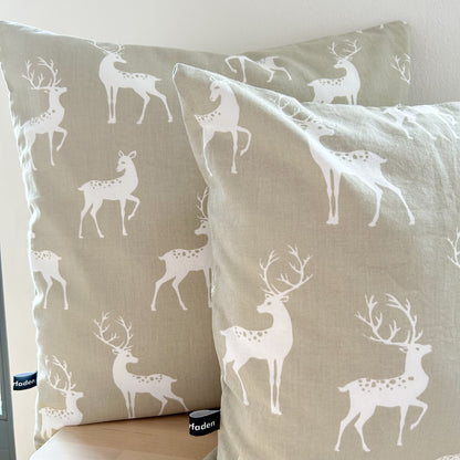 Kissenhülle mit Hirschen und Rehen "Größe L"